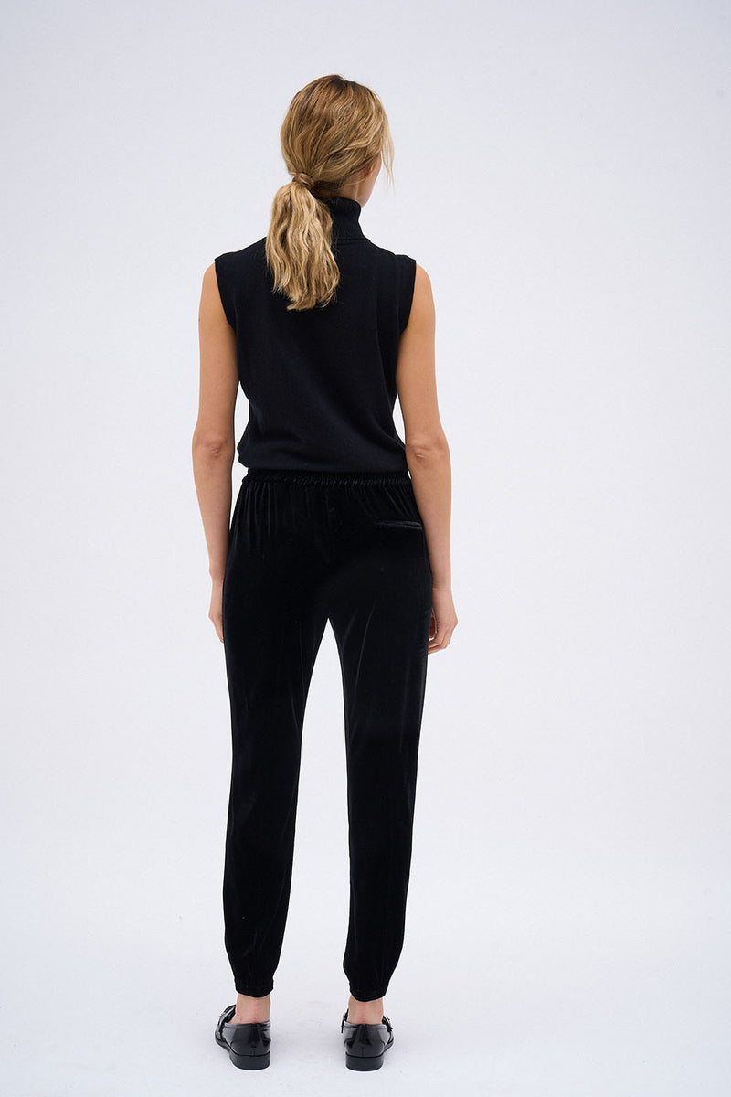 JOAR BLACK VELVET PANTS